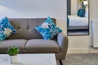 Host & Stay - The Langley Hotel - Homestays