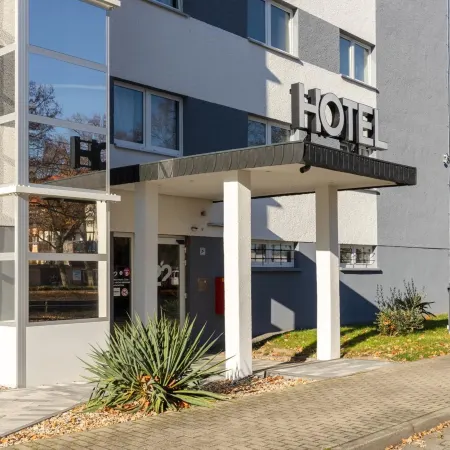 Hotel 22