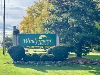 Windjammer Lodge - 2-Star