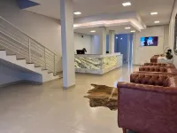 Rosa's Hotel - parking