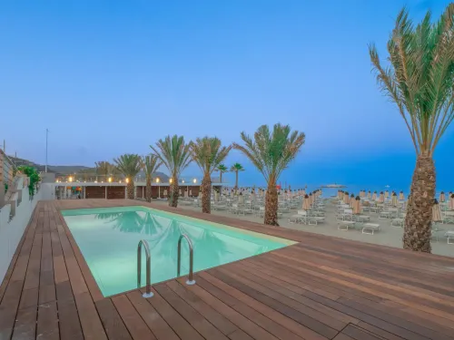Yacht Club Marina di Loano | Una Esperienze - Beach