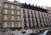 Apartamentos Zaragoza Coso Hotels in 