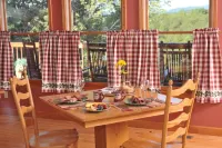 Berry Springs Lodge - breakfast