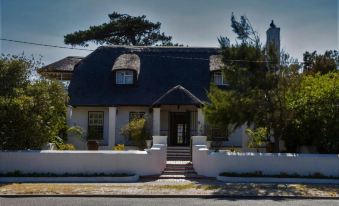 Howards End Manor B&B