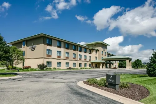 Country Inn & Suites by Radisson, Madison West, WI Hotels in Middleton