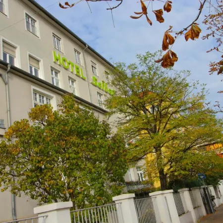 Hotel Seibel Отели рядом с достопримечательностью «Железнодорожный вокзал Хаккербрюкке»