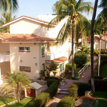 Villas del Palmar Manzanillo with Beach Club