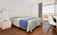 Globales Cala'n Bosch Hotels in Menorca
