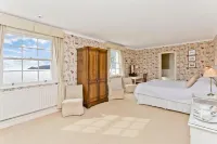 The Creggans Inn Hotels near Inveraray Castle