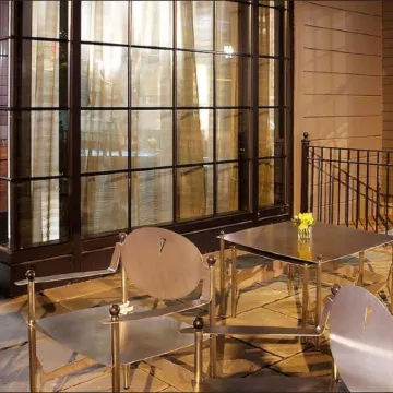 Hotel Veritas Отели рядом с достопримечательностью «Гарвард-сквер»