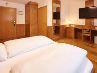 Hotel Zu Den Drei Kronen Hotels in Donauworth