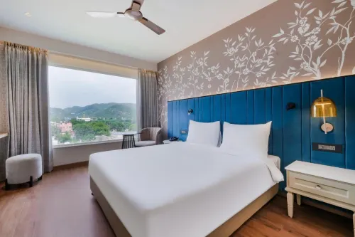 7 Apple Hotel JAL Mahal, Jaipur