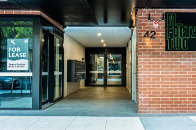 Modern Apt in Heart of the City Hotels in Turner