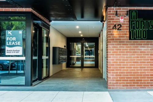 Modern Apt in Heart of the City Hotels in Turner