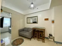A Cozy 2 Bedroom Unit with a Parking at South Residences SM Southmall