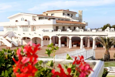 Acqua di Mare Hotel e Resort Hotels in 