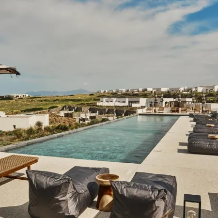 Ovea Paros