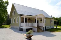 アードレボ B&B のホテル