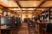 The Sacajawea Hotel - bar