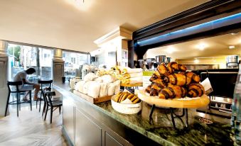 Montefiore 16 - Urban Boutique Hotel