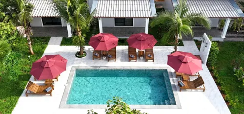 Benz & Ben Khaolak Retreat - parking