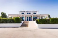 The "Perfect Beach House" Villa - Villaer