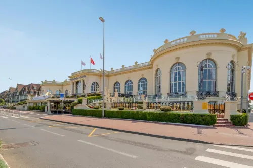 La Residence du Golf de Deauvllle Hotels in Saint-Arnoult