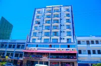Sheratton Regency Hotel Hotel in zona Shree Cutch Satsang Swaminarayan Temple