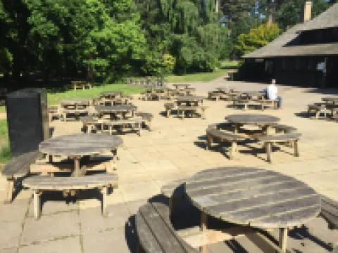 Bell Tent Glamping at Royal Victoria Country Park Hotel a 