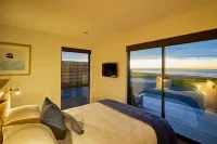 Glenburn Coastal Retreat Hotels in Hapuku