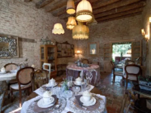 グランピング カノニチ ディ サン マルコ ミラーノのホテル