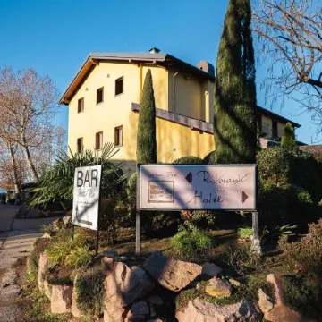 Hotel Ristorante Vecchia Riva