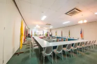 Madang Resort Hotels in Madang
