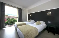Le Cheval Blanc Hotels in Fourques