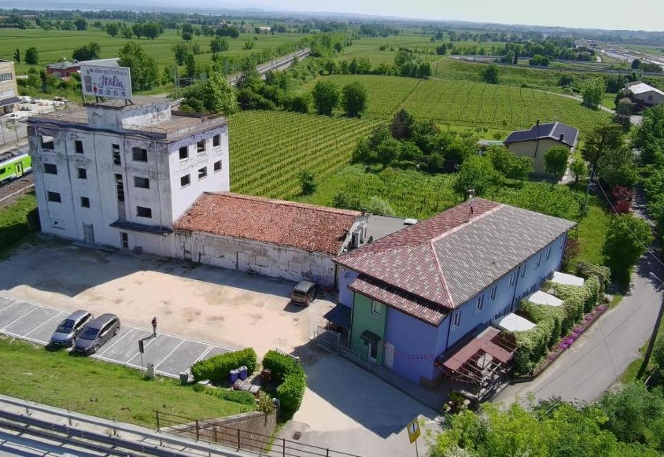 hotel overview picture
