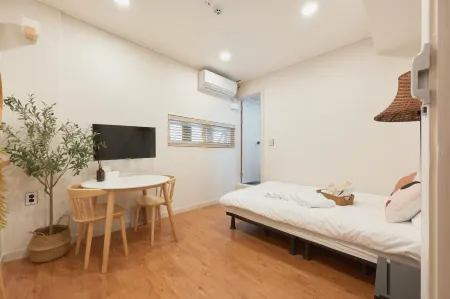 Dawoo House 2 in Hongdae
