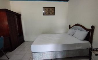 OYO 92783 Wisma Bunda Syariah Near Man Pinrang