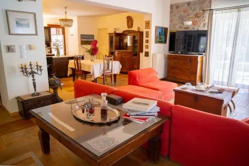 A Luxury Traditional Seafront Villa with amazing ambience and view in 15acre Olive Groove - Balkon
