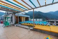 Gostops Plus Rishikesh Tapovan - Pools