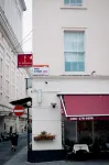 Kula London - Covent Garden Opera House Hotels near Royal Opera House