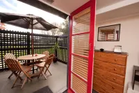 Anndion Lodge Motel & Conference Centre Hotels in 