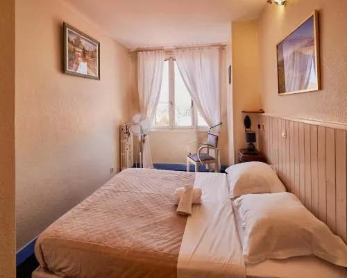 La Caravelle Hotels in Riom