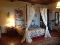 La Canonica di San Michele - Homestays