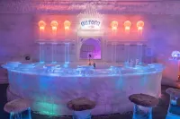 Chena Hot Springs Resort - bar
