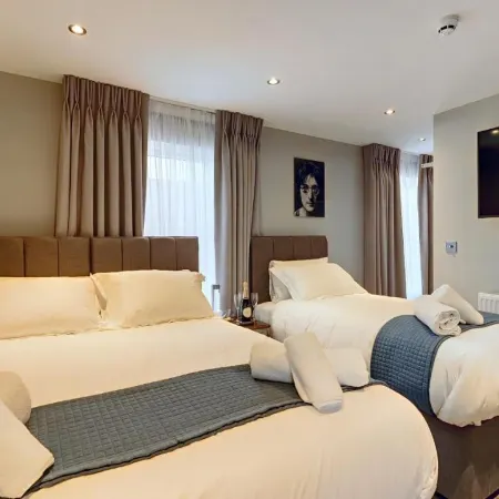 The Arc Hotel Отели рядом с достопримечательностью «Эвертон»