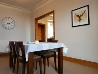 House by the Harbour - NC500 Route Hotel di Wick