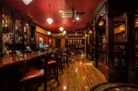 The Landmark Hotel - bar