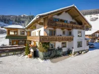 Anja's Schönblick - Bed & Breakfast Hotels in Gerlos