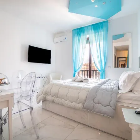 Tiffany & Babylon Luxury Stay