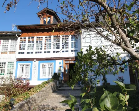 Micro-Hostal la Puerta del Perdón Hotels in Villafranca del Bierzo
